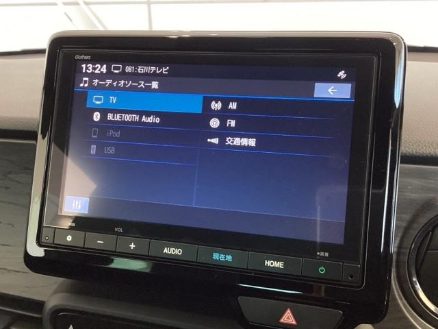 専門業者にて内外装のクリーニングを実施しております！