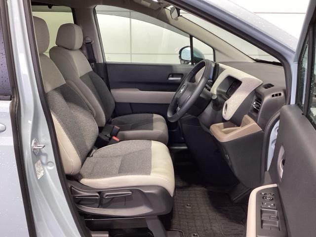 フリード エアー EX 禁煙車 デモカー 最長5年保証 ワンオーナー ナビLXM-245ZFEi TV バックカメラ Bluetoothオーディオ ドラレコ シートヒーター ETC LEDライト スマートキー 両パワスラ(17枚目)