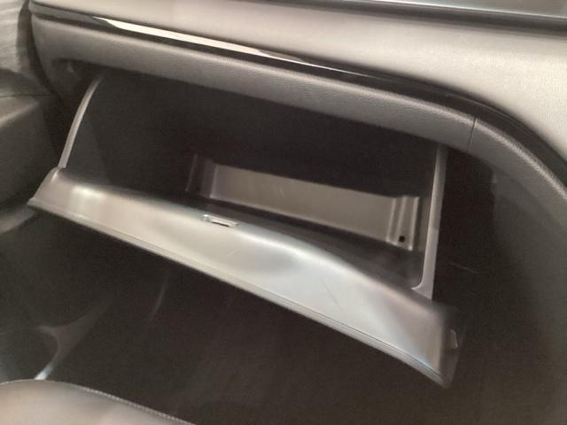 豊富に在庫を取り揃えています。軽自動車からミニバン、セダン、ＳＵＶ、話題のハイブリッド車などなど続々入荷中です！