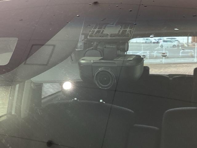 万が一の事故のときもドライブレコーダーがあると安心です。ご利用になる場合は個人情報保護の観点より新品の対応ＳＤカードをお求め下さい。