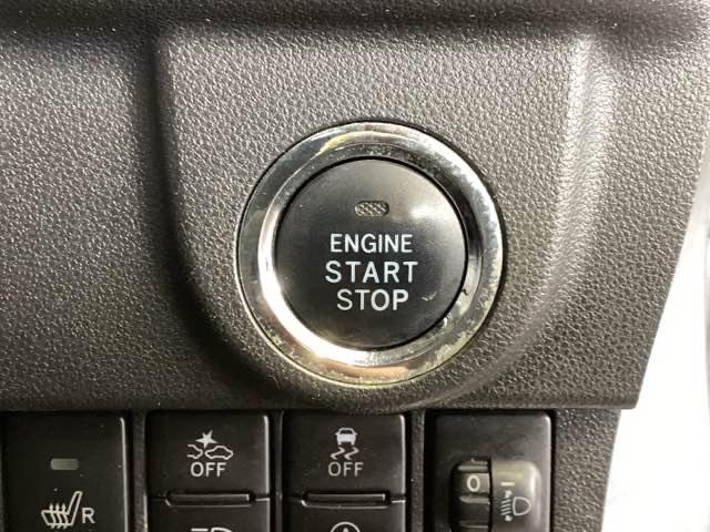 ワンプッシュでエンジンのスタート、ストップが出来て便利です。
