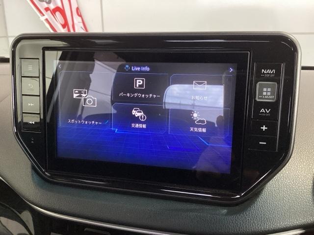 専門業者にて内外装のクリーニングを実施しております！