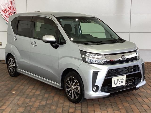 専門業者にて内外装のクリーニングを実施しております！