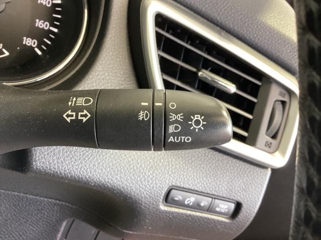 エクストレイル ２０Ｘエマージェンシーブレーキパッケージ　１年保証　ナビ　ＴＶ　Ｒカメラ　ＣＤ録音　ＢＴオ－ディオ　ＤＶＤ　衝突軽減Ｂ　ドラレコ　ＥＴＣ　ＬＥＤライト　横滑り防止　シ－トヒ－タ－　アルミ　スマ－トキ－　整備記録簿　ＡＡＣ　スペアキ－　ＡＢＳ（10枚目）