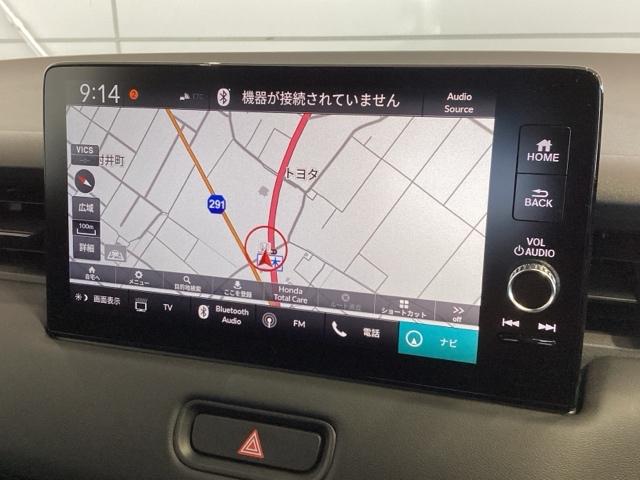 ヴェゼル ｅ：ＨＥＶＺ　デモカー　最長５年保証　ワンオ－ナ－　純正ナビ　ＴＶ　Ｒカメラ　ＢＴオ－ディオ　ＥＴＣ　ＬＥＤライト　ＶＳＡ　シ－トヒ－タ－　クルコン　アルミ　スマ－トキ－　盗難防止装置　整備記録簿　ＡＡＣ（5枚目）