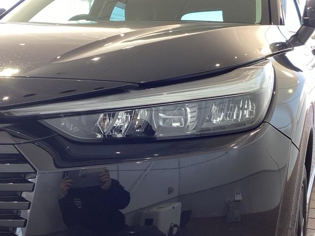 ヴェゼル ｅ：ＨＥＶＺ　デモカー　最長５年保証　ワンオ－ナ－　純正ナビ　ＴＶ　Ｒカメラ　ＢＴオ－ディオ　ＥＴＣ　ＬＥＤライト　ＶＳＡ　シ－トヒ－タ－　クルコン　アルミ　スマ－トキ－　盗難防止装置　整備記録簿　ＡＡＣ（7枚目）