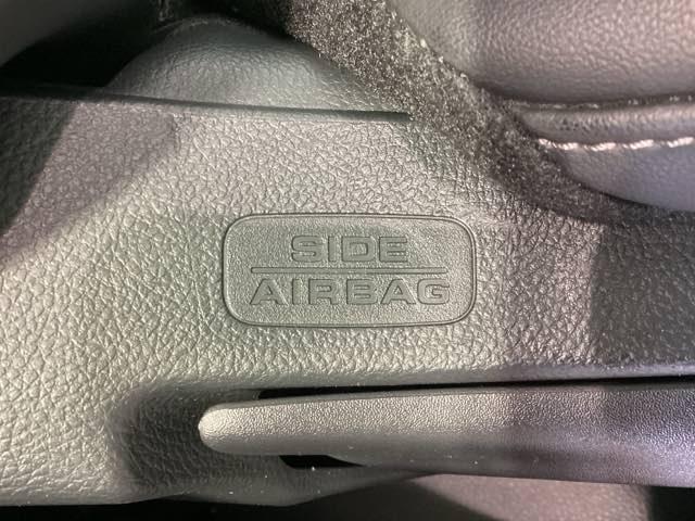 ヴェゼル ｅ：ＨＥＶＺ　デモカー　最長５年保証　ワンオ－ナ－　純正ナビ　ＴＶ　Ｒカメラ　ＢＴオ－ディオ　ＥＴＣ　ＬＥＤライト　ＶＳＡ　シ－トヒ－タ－　クルコン　アルミ　スマ－トキ－　盗難防止装置　整備記録簿　ＡＡＣ（24枚目）