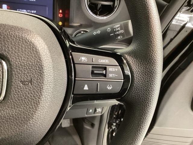 N-BOXカスタム ベースグレード H SENSING 新車保証 試乗車 ワンオ-ナ- ナビVXM-245ZFEi TV Rカメラ BTオ-ディオ シ-トヒ-タ- ETC LEDライト VSA ドラレコ アルミ スマ-トキ- スペアキ-(11枚目)