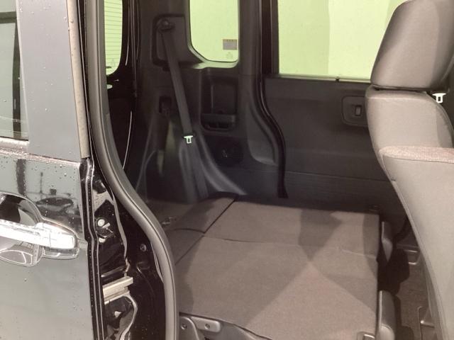 N-BOXカスタム ベースグレード H SENSING 新車保証 試乗車 ワンオ-ナ- ナビVXM-245ZFEi TV Rカメラ BTオ-ディオ シ-トヒ-タ- ETC LEDライト VSA ドラレコ アルミ スマ-トキ- スペアキ-(32枚目)
