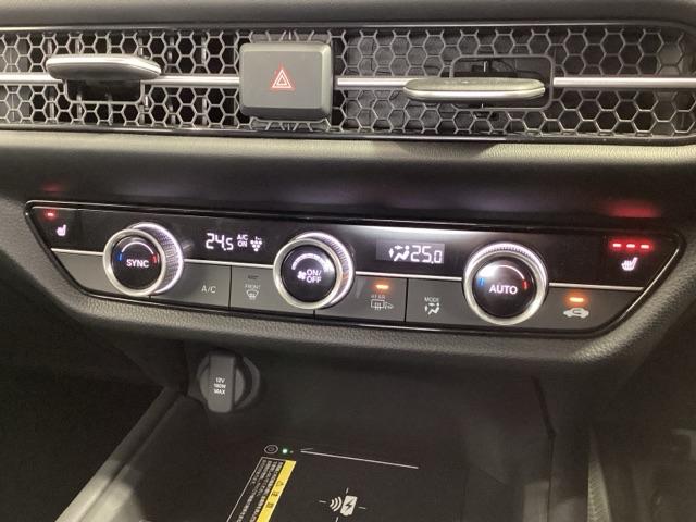 ZR-V e:HEVZ H SENSING 革シ-ト 新車保証 試乗車 ワンオ-ナ- 純正ナビ TV Rカメラ マルチビュ- BTオ-ディオ ETC LEDライト VSA シ-トヒ-タ- 電動シ-ト クルコン アルミ AAC(13枚目)