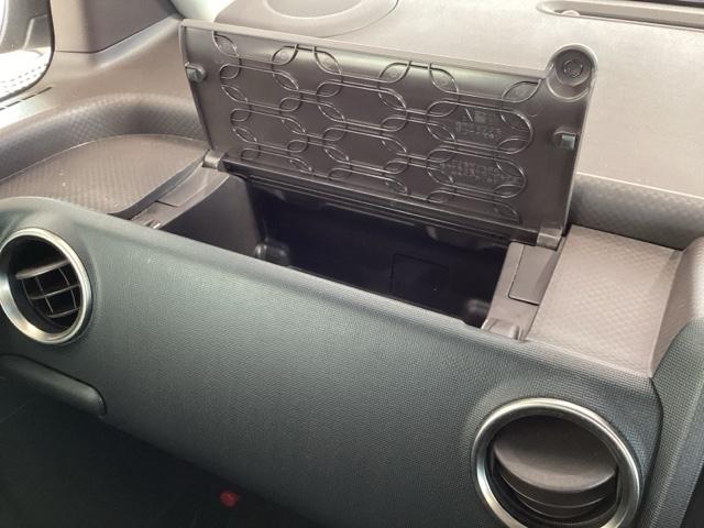 スペイド Fジャック 1年保証 ナビ TV Rカメラ CD録音 BTオ-ディオ DVD ETC LEDライト 横滑り防止 アルミ スマ-トキ- スペアキ- 盗難防止装置 整備記録簿 Wエアバッグ エアコン Wエアバック(25枚目)