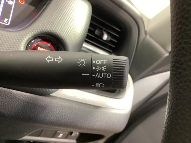 フィット ベーシック　Ｈ　ＳＥＮＳＩＮＧ　最長５年保証　ワンオーナー　ＶＳＡ　クルコン　スマ－トキ－　スペアキ－　盗難防止装置　整備記録簿　ドアバイザ－　Ｗエアバッグ　エアコン　４ＷＤ　スマートキー（8枚目）