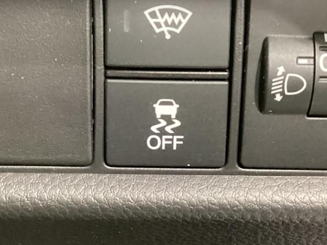 フィット ベーシック　Ｈ　ＳＥＮＳＩＮＧ　最長５年保証　ワンオーナー　ＶＳＡ　クルコン　スマ－トキ－　スペアキ－　盗難防止装置　整備記録簿　ドアバイザ－　Ｗエアバッグ　エアコン　４ＷＤ　スマートキー（9枚目）