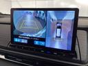 全方位モニターがついています！　車の周囲を３６０°安全確認できるので、普段の駐車はもちろんの事、縦列駐車や幅寄せの際にも活躍してくれますよ。