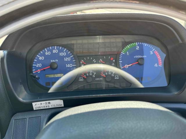 ヒノレンジャー 　４段クレーン　ラジコン　フジタボディー　ＬＳ－Ｓ　積載車　Ｊ０８Ｃ　２６０馬力　リターダー　５．８ｍボディ　サイドアオリ開閉　サイドステンレスバンパー　ｎｅｗ赤シャーシ　　ライトスーパーローダー（17枚目）