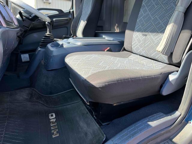 ヒノレンジャー 　４段クレーン　ラジコン　フジタボディー　ＬＳ－Ｓ　積載車　Ｊ０８Ｃ　２６０馬力　リターダー　５．８ｍボディ　サイドアオリ開閉　サイドステンレスバンパー　ｎｅｗ赤シャーシ　　ライトスーパーローダー（24枚目）