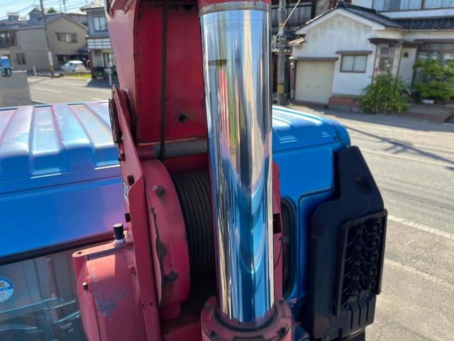 ヒノレンジャー 　４段クレーン　ラジコン　フジタボディー　ＬＳ－Ｓ　積載車　Ｊ０８Ｃ　２６０馬力　リターダー　５．８ｍボディ　サイドアオリ開閉　サイドステンレスバンパー　ｎｅｗ赤シャーシ　　ライトスーパーローダー（35枚目）