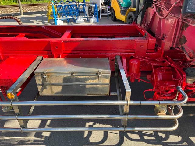 ヒノレンジャー 　４段クレーン　ラジコン　フジタボディー　ＬＳ－Ｓ　積載車　Ｊ０８Ｃ　２６０馬力　リターダー　５．８ｍボディ　サイドアオリ開閉　サイドステンレスバンパー　ｎｅｗ赤シャーシ　　ライトスーパーローダー（39枚目）