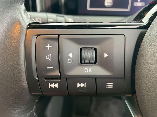 ノート Ｘ　ＦＯＵＲ　純正９インチナビ／デジタルインナーミラー／ＥＴＣ／フルセグＴＶ／ドラレコ／ステアリングヒーター／シートヒーター（17枚目）