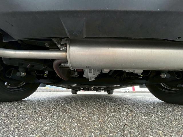 ノート Ｘ　ＦＯＵＲ　純正９インチナビ／デジタルインナーミラー／ＥＴＣ／フルセグＴＶ／ドラレコ／ステアリングヒーター／シートヒーター（34枚目）