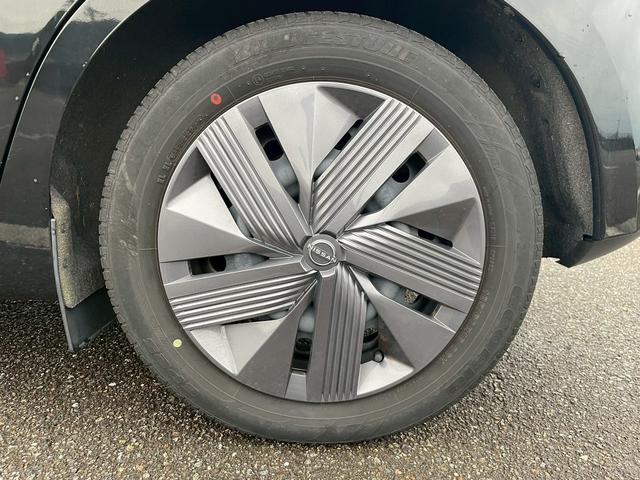 ノート Ｘ　ＦＯＵＲ　純正９インチナビ／デジタルインナーミラー／ＥＴＣ／フルセグＴＶ／ドラレコ／ステアリングヒーター／シートヒーター（58枚目）