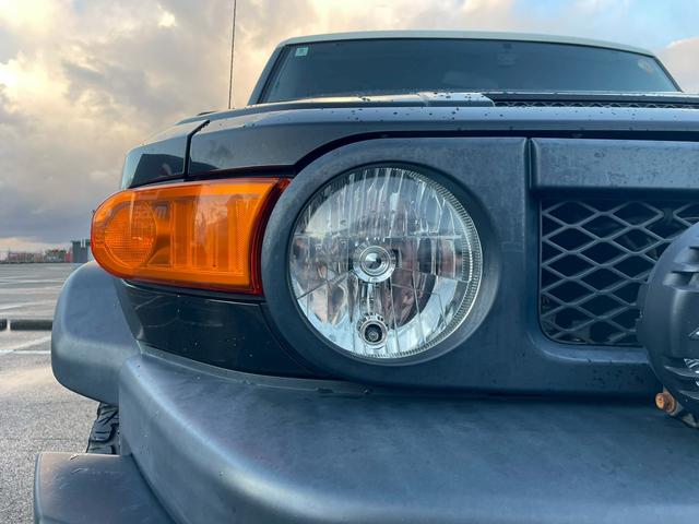 ＦＪクルーザー ブラックカラーパッケージ　ナビ／Ｂカメラ／ＥＴＣ／ドラレコ／コーナーセンサー／フルセグＴＶ（25枚目）