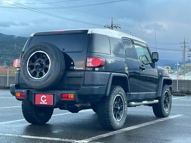 ＦＪクルーザー ブラックカラーパッケージ　ナビ／Ｂカメラ／ＥＴＣ／ドラレコ／コーナーセンサー／フルセグＴＶ（32枚目）