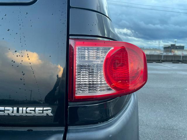 ＦＪクルーザー ブラックカラーパッケージ　ナビ／Ｂカメラ／ＥＴＣ／ドラレコ／コーナーセンサー／フルセグＴＶ（40枚目）