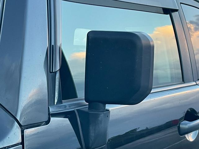 ＦＪクルーザー ブラックカラーパッケージ　ナビ／Ｂカメラ／ＥＴＣ／ドラレコ／コーナーセンサー／フルセグＴＶ（41枚目）