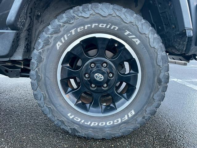 ＦＪクルーザー ブラックカラーパッケージ　ナビ／Ｂカメラ／ＥＴＣ／ドラレコ／コーナーセンサー／フルセグＴＶ（59枚目）