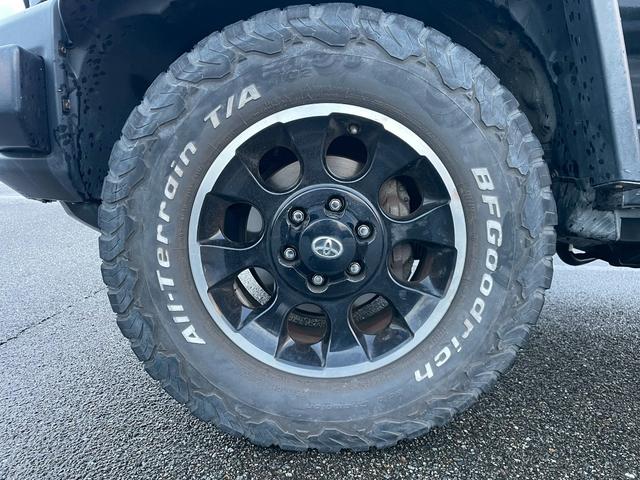 ＦＪクルーザー ブラックカラーパッケージ　ナビ／Ｂカメラ／ＥＴＣ／ドラレコ／コーナーセンサー／フルセグＴＶ（60枚目）