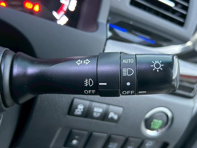 ヴェルファイア 2.4Z ゴールデンアイズ 純正ナビ/フリップダウン/クルコン/ETC/フルセグTV/寒冷地仕様(10枚目)