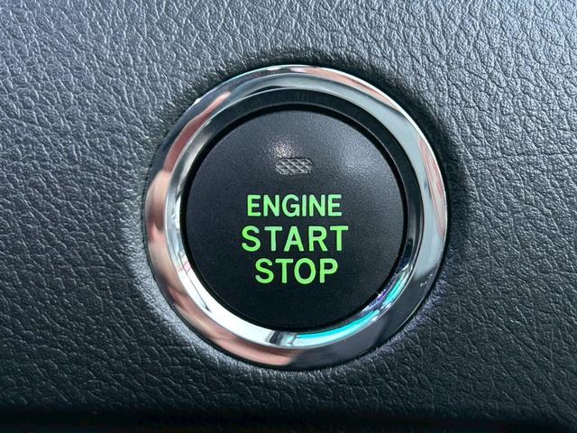 ヴェルファイア 2.4Z ゴールデンアイズ 純正ナビ/フリップダウン/クルコン/ETC/フルセグTV/寒冷地仕様(18枚目)