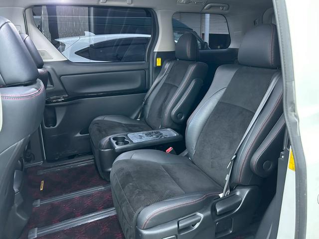 ヴェルファイア 2.4Z ゴールデンアイズ 純正ナビ/フリップダウン/クルコン/ETC/フルセグTV/寒冷地仕様(39枚目)