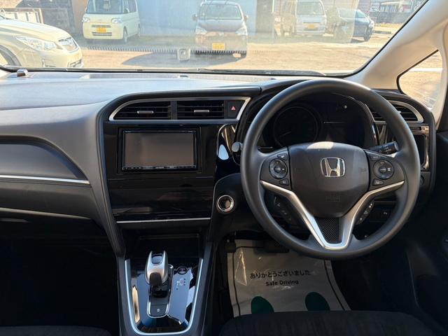 シャトル ハイブリッド ホンダセンシング コンパクトワゴン 4WD ハイブリッド バックカメラ ETC(15枚目)