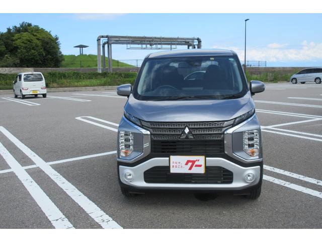 ｅＫクロス Ｇ　ｅ－ａｓｓｉｓｔ　　４ＷＤ　純正オーディオ　前席シートヒーター左右　オートライト　プッシュスタート　寒冷地仕様　ＬＥＤヘッドランプ　衝突被害軽減システム　運転席・助手席・サイドエアバッグ　ＡＢＳ（2枚目）