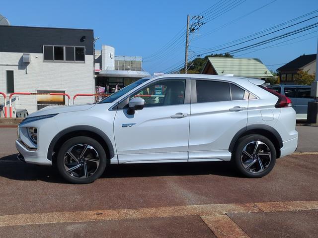 エクリプスクロスＰＨＥＶ Ｐ　４ＷＤ　ワンオーナー　ＬＥＤヘッドライト（5枚目）