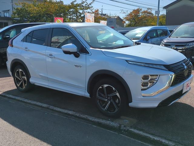 エクリプスクロスＰＨＥＶ Ｐ　４ＷＤ　ワンオーナー　ＬＥＤヘッドライト（6枚目）