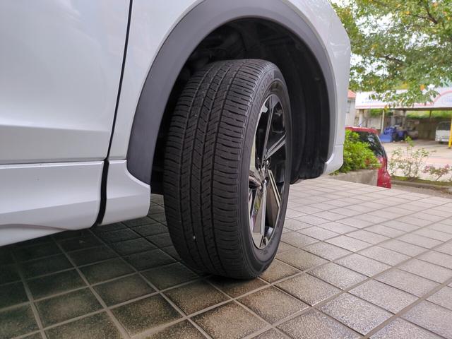 エクリプスクロスＰＨＥＶ Ｐ　４ＷＤ　ワンオーナー　ＬＥＤヘッドライト（28枚目）