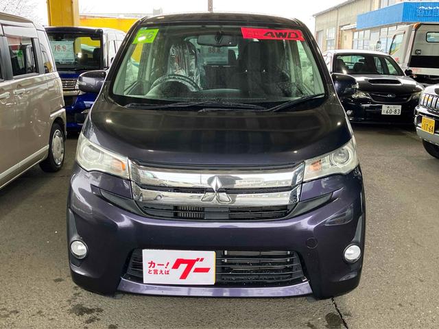 ｅＫカスタム Ｔ　４ＷＤ　ＥＴＣ　バックカメラ　ナビ　ＴＶ　オートライト　ＨＩＤ　スマートキー　電動格納ミラー　シートヒーター　ベンチシート　ＣＶＴ　盗難防止システム　ＡＢＳ　ＣＤ　ＵＳＢ　ミュージックプレイヤー接続可（3枚目）