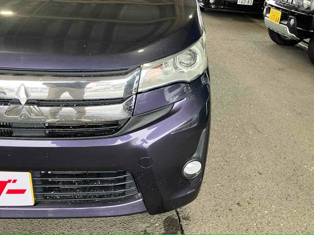 ｅＫカスタム Ｔ　４ＷＤ　ＥＴＣ　バックカメラ　ナビ　ＴＶ　オートライト　ＨＩＤ　スマートキー　電動格納ミラー　シートヒーター　ベンチシート　ＣＶＴ　盗難防止システム　ＡＢＳ　ＣＤ　ＵＳＢ　ミュージックプレイヤー接続可（5枚目）