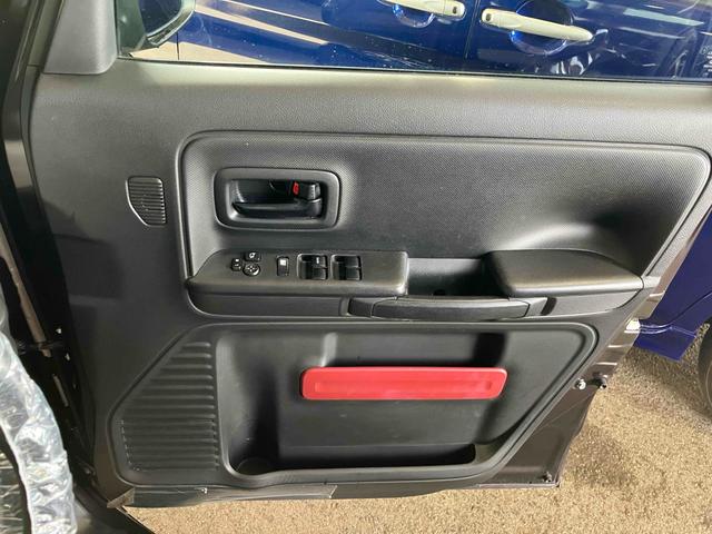 スペーシア ハイブリッドＧ　メモリーナビ　地デジＴＶ　バックカメラ　ドライブレコーダー　両側スライドドア　クリアランスソナー　衝突被害軽減システム　オートライト　スマートキー　アイドリングストップ　電動格納ミラー　ベンチシート（11枚目）