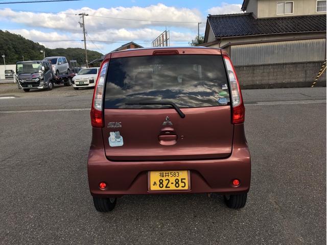 ｅＫワゴン Ｇ　４ＷＤ　メモリーナビ　地デジＴＶ　Ｂｌｕｅｔｏｏｔｈ　ＥＴＣ　スマートキー　アルミホイール　寒冷地仕様　運転席・助手席エアバック　ＡＢＳ　盗難防止装置　エアコン　パワステ　パワーウインドウ（6枚目）