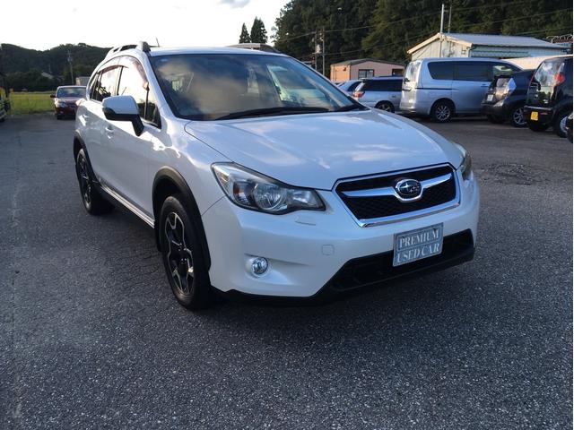 ＸＶ ２．０ｉ－Ｌ　アイサイト　４ＷＤ　メモリーナビ　フルセグ　Ｂｌｕｅｔｏｏｔｈ　バックカメラ　ＥＴＣ　スマートキー　アルミホイール　ＨＩＤヘッドライト　運転席・助手席エアバック　ＡＢＳ　エアコン　パワステ　パワーウインドウ（3枚目）