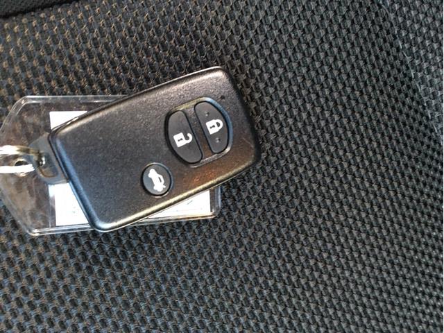 ＸＶ ２．０ｉ－Ｌ　アイサイト　４ＷＤ　メモリーナビ　フルセグ　Ｂｌｕｅｔｏｏｔｈ　バックカメラ　ＥＴＣ　スマートキー　アルミホイール　ＨＩＤヘッドライト　運転席・助手席エアバック　ＡＢＳ　エアコン　パワステ　パワーウインドウ（23枚目）