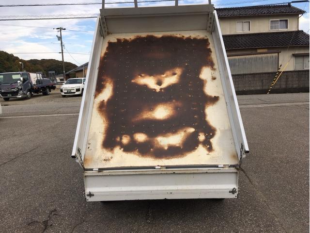 サンバートラック ベースグレード ダンプ 4WD 5速マニュアル 運転席エアバック エアコン パワステ(13枚目)