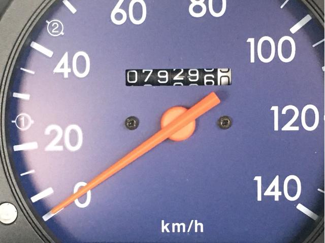 サンバートラック ＴＢ　４ＷＤ　５速マニュアル　エアコン　パワステ　運転席エアバック（20枚目）