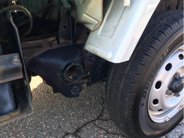 サンバートラック TC プロフェッショナル 4WD 5速マニュアル エアコン 運転席エアバック(16枚目)