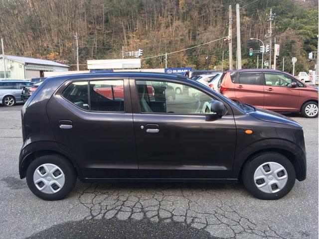 アルト L キーレスエントリー 運転席シートヒーター 運転席・助手席エアバック ABS 横滑り防止 盗難防止システム エアコン パワステ パワーウィンドウ(4枚目)