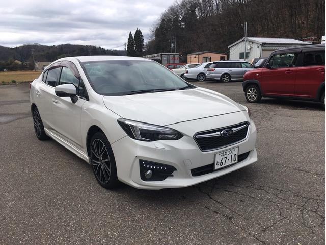 インプレッサＧ４ ２．０ｉ－Ｓアイサイト　４ＷＤ　メモリーナビ　フルセグ　バックカメラ　スマートキー　アルミホイール　ＬＥＤヘッドライト　パワーシート　運転席・助手席・サイドエアバック　ＡＢＳ　横滑り防止装置　盗難防止システム（3枚目）